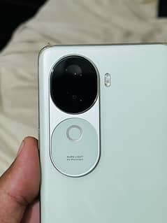 Vivo v40e
