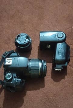 Canon EOS 700D with 2 lenses with flash with