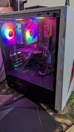 Selling Complete Gaming Build With Display Card