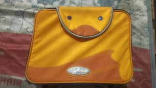 Sammies By Samsonite imported suite case for kids
