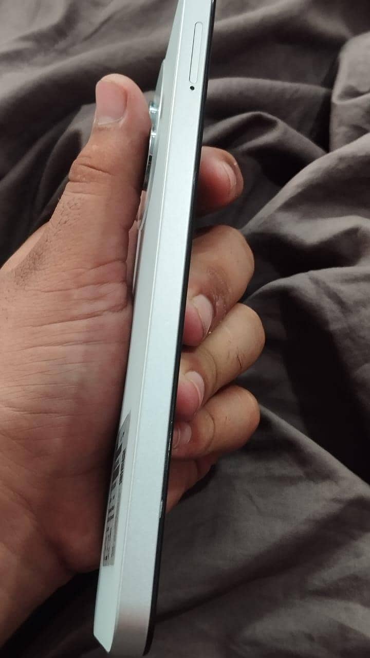 Tecno spark go 1 ram4 plus 4 storage 128 2