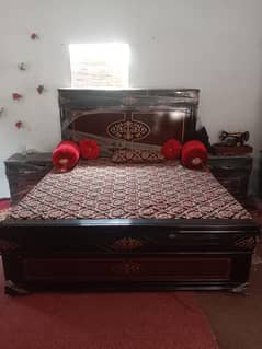 Brand New Condition Bet Set Heavy Wood Material For Sale