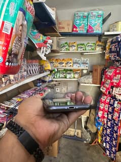 I phone 11 128 gb pta aprooved dual physycal