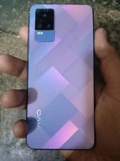 vivo v21e with box and  orignal chrger