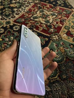 vivo s1 8/256 all ok fanil Chang or koy masla nahe ha