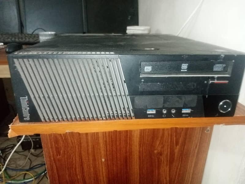 core i5 4th generation desktop pc with 4GB ram ddr3 and 128 SsD 0