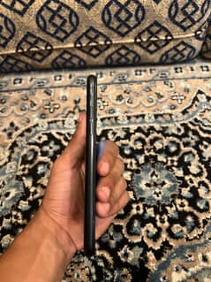 iPhone xr 64gb jv 4 mah sim b chlayga waterpack panel damged