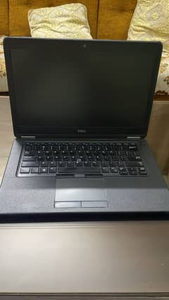 Laptop Dell Latitude E7450 core i7 5th Generation 8GB ram 128GB SSD