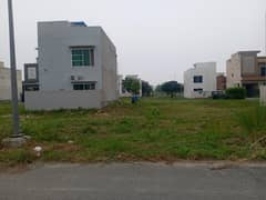 5 Marla Plot Near D 460 Close to Park
