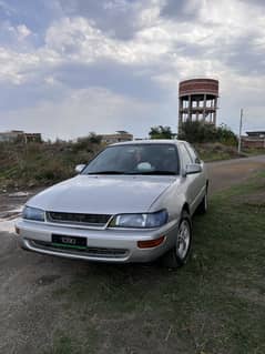 Toyota Corolla SE limited saloon