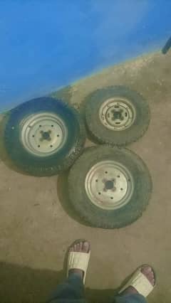 atou rikshaw rims with tyre good condition