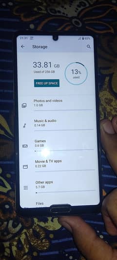 aquos r5
