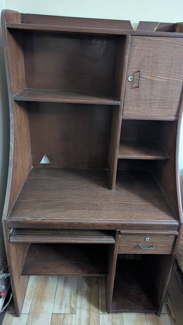 Study Table / Office Table / Computer Table Used 1