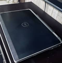Dell Old Laptop + Charger + Keyboard Cheap Price