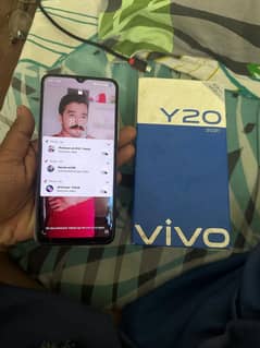 Vivo y20