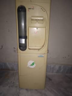 water dispenser homage