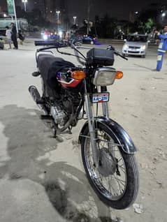 United 125