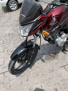 Honda cb125f