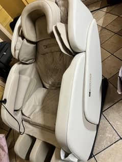JC Buckman Massage Chair