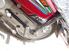Honda cg 125 10/10 condition total geniun. 0/3/0/0/2/7/2/6/8/0/7