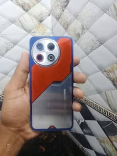 new condition 4 months used only All accessories available