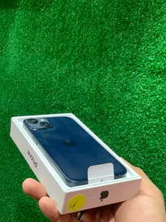 iphone 13 JV   128 GB  with box and cable