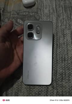 10/10 beautiful Silver Infinix Hot 50i