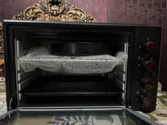 Signature pizza oven