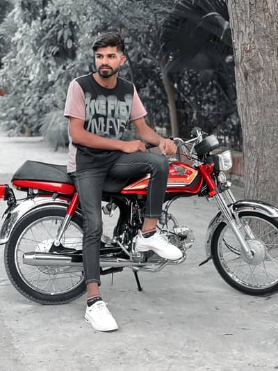 Muazzam ali wood
