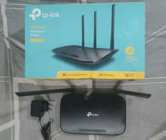 TP-Link TL-WR940N Router 450mbs with 3 Antenna