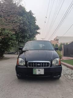 santro 2004 executive  in geniune condition