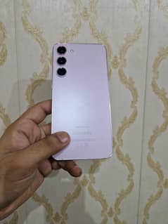s23 plus