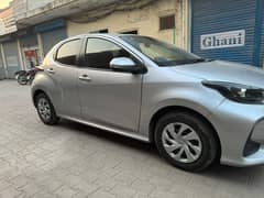 i hv toyota yaris 2022 model 2025 fresh import neat and clean r grade