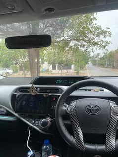 Toyota aqua 2015