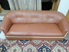 7 seater sofa set for sale in food condition