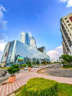 7 MARLA PLOT FOR SALE AT PRIME LOCATION IN R BLOCK GULBERG GREENS ISLAMABAD