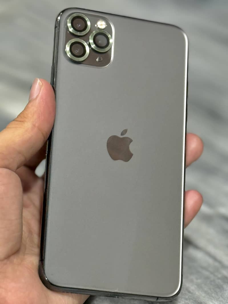 iPhone 11 Pro Max - PTA Approved - Dual Sim -10/10 Condition with Box 5