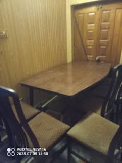 dinning table with 8 chair