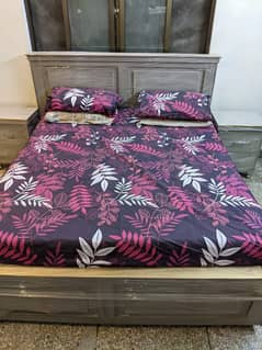 Silver grey wooden Bed set
