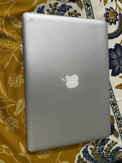 Apple MacBook Pro