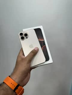 iPhone 16 Pro Max