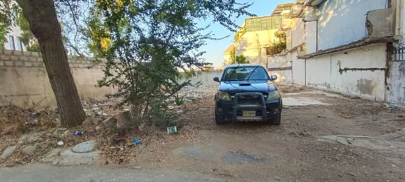 300 Yards Open Plot Hills View Prime Location In Dha Phase 4 0