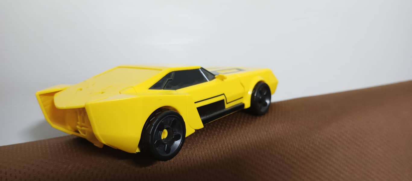 Transformers Robots And Disguise Hasbro Bumblebee Action Figure 3