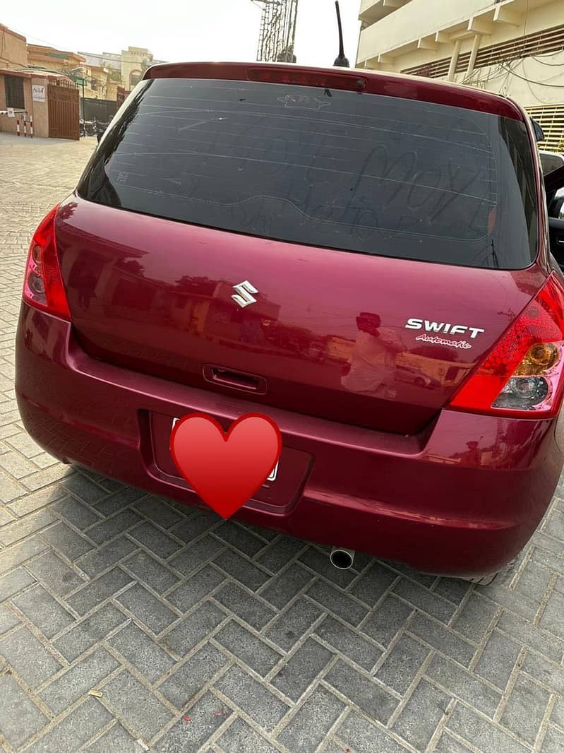 Swift automatic DLX 1.3 red wine colour 1