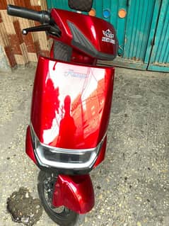 New Asia Ramza F507 E-Scooty