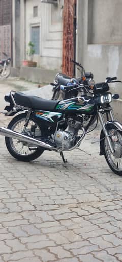 Honda 125 silencer