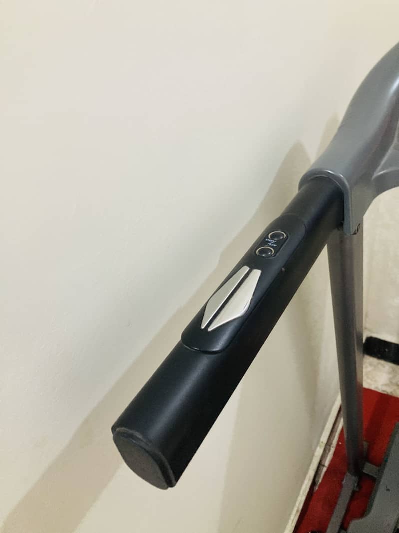 Running machine 5