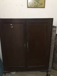 Wardrobe almari