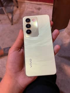 Vivo Y100
