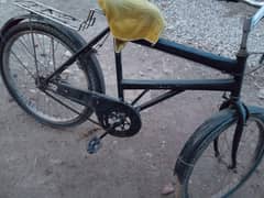 سائیکل براےفروخت بالکل ok اگلاٹائرٹیوبنیوہے